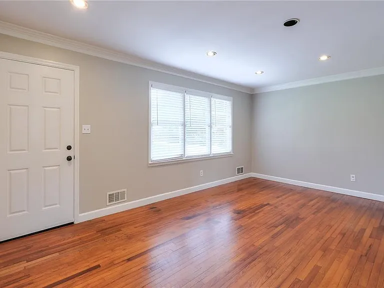 2842 Bob Cox Rd NW — Photo 3