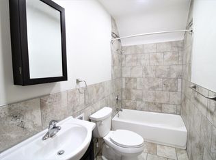 3304 W 30th St, Cleveland, OH