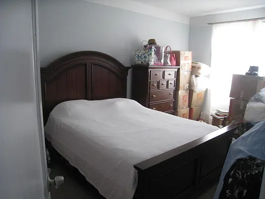 Rented by Alexiou Realty | media 35
