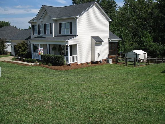 2nd image of 205 Deerfield Dr