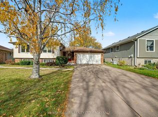 6753 Buckingham Dr, Niagara Falls, ON L2H 2S2