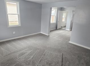 126 W Liberty St #B, East Canton, OH