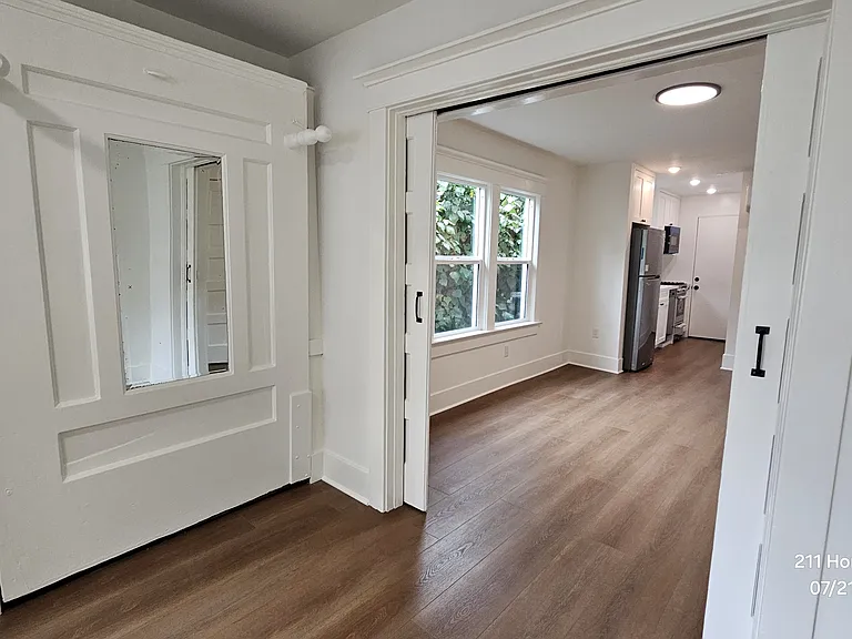 211 Horizon Ave #1 — Photo 7