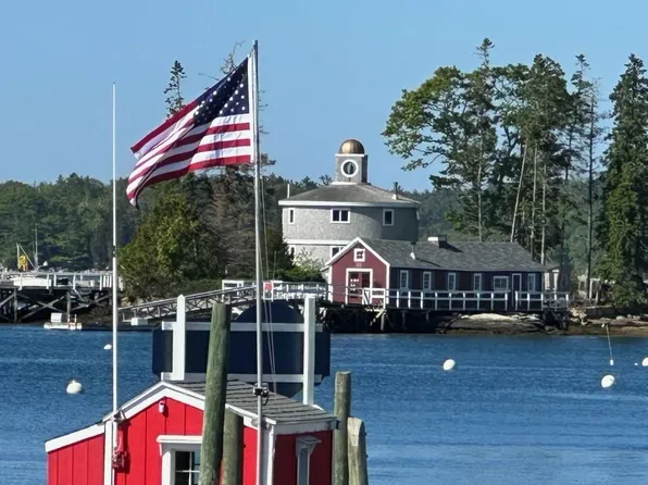 2 Harbor Island #2, Boothbay Harbor, ME 04538