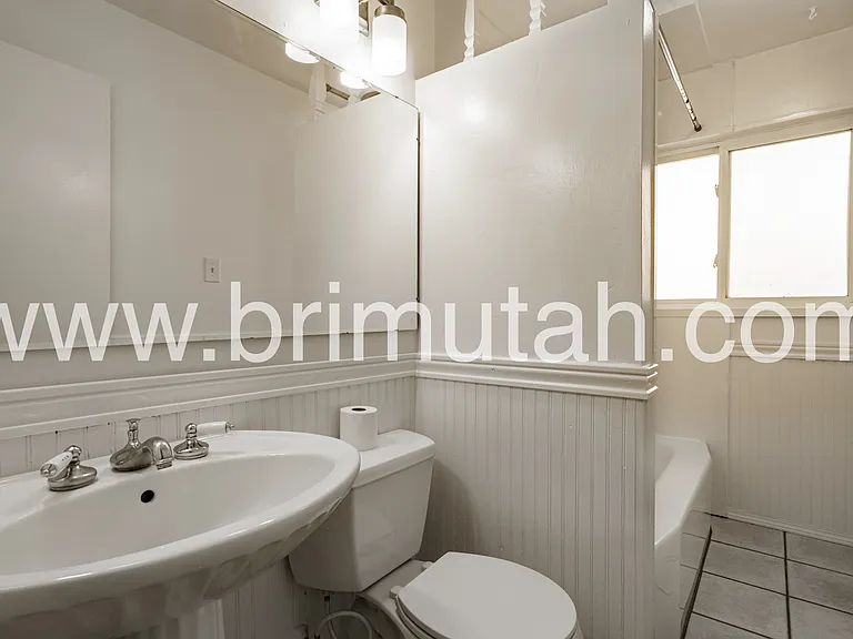 5856 S 157 W — Photo 15