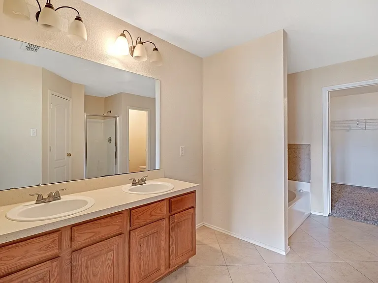 1029 Magnolia Ln — Photo 13