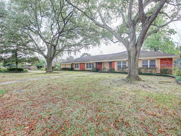 4th image of 1101 W Bayou Pkwy