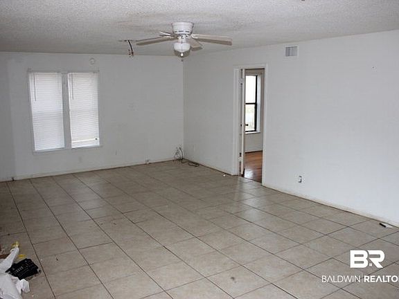 3rd image of 18623 E Silverhill Ave