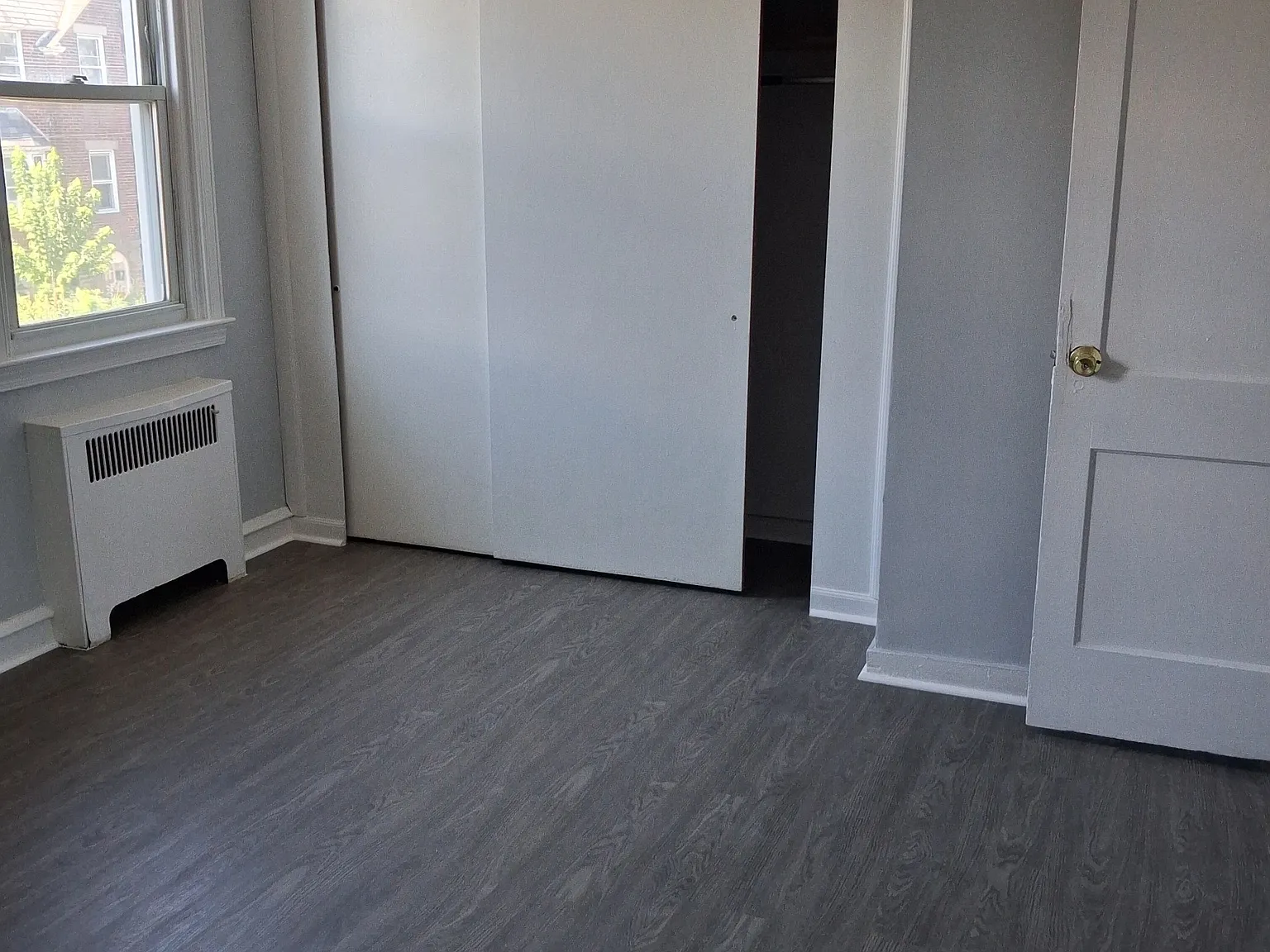1421 Greeby Street — Photo 4