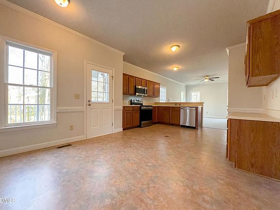 2nd image of 3117 Twatchman Dr