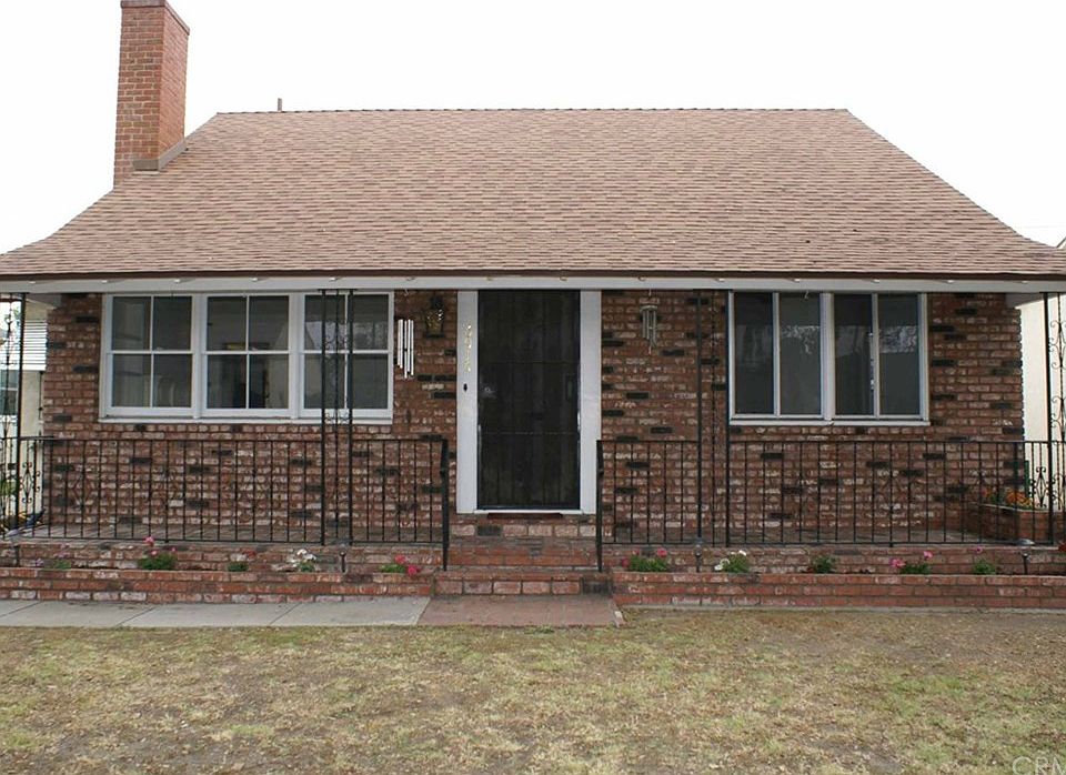 1st image of 6016 Pimenta Ave