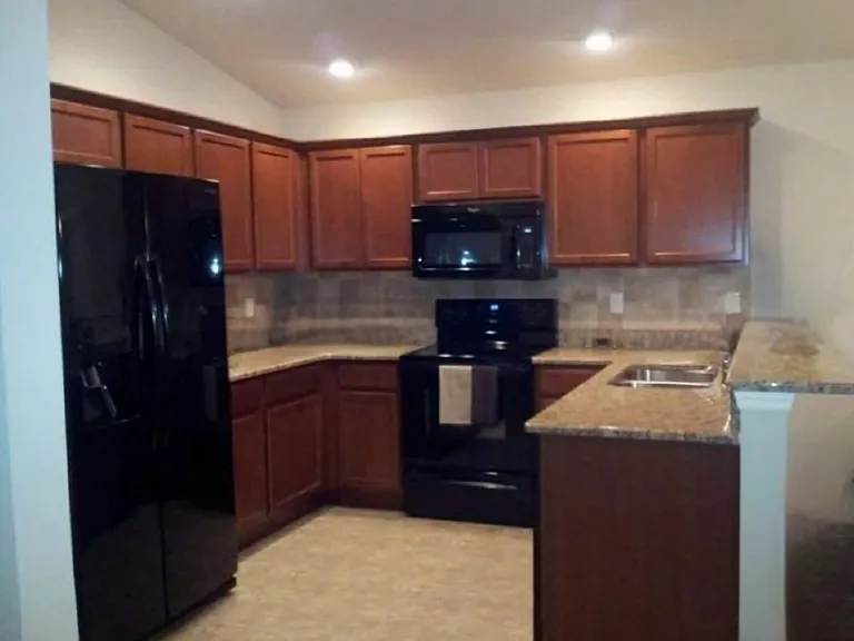 2535 Bobby Lee Ln — Photo 7