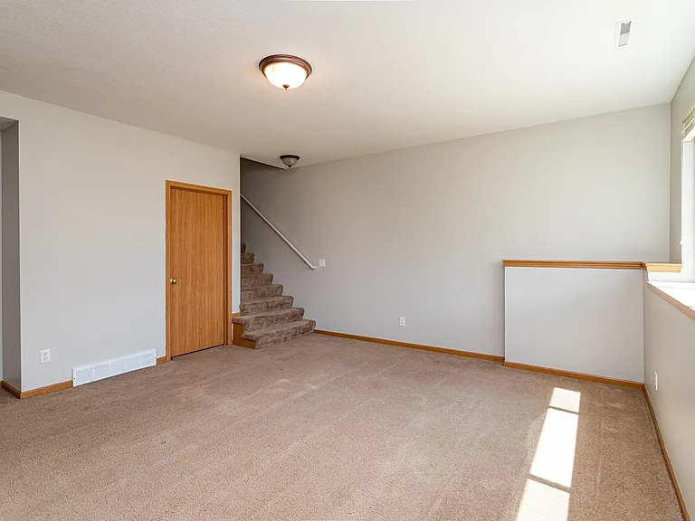 4630 Twain St — Photo 18