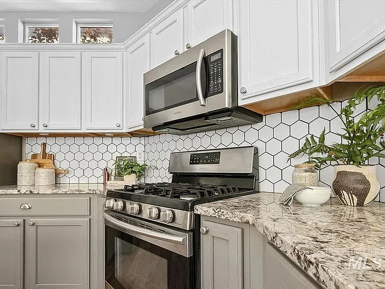 3918 S Mill Site Ave — Photo 16