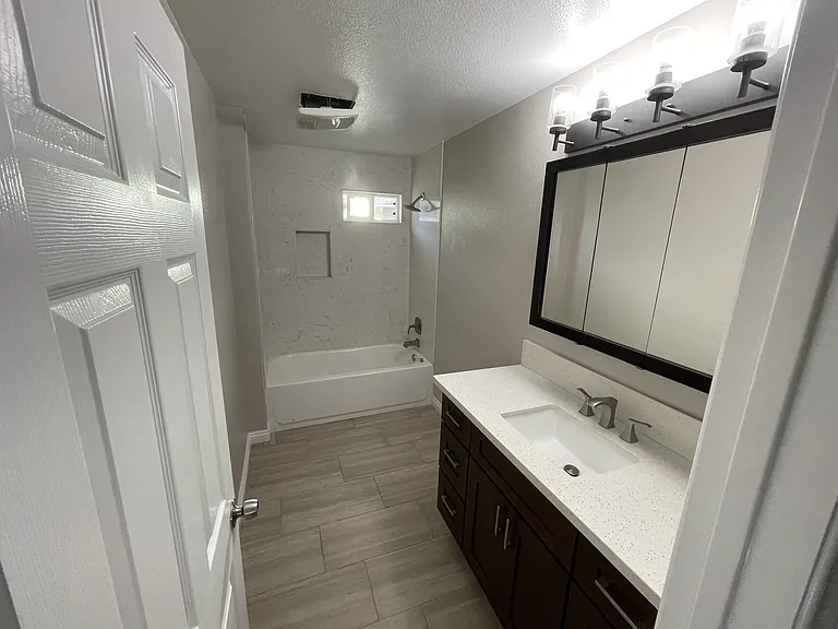 12705 S Harvard Blvd — Photo 10