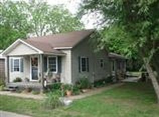 416 N 2nd St, Fredonia, KS 66736