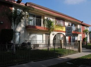 20437 Cohasset St APT 8, Winnetka, CA 91306