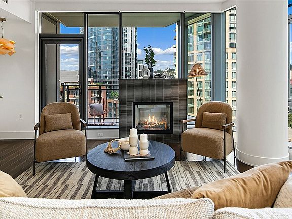 3rd image of 820 Blanchard Street #1005