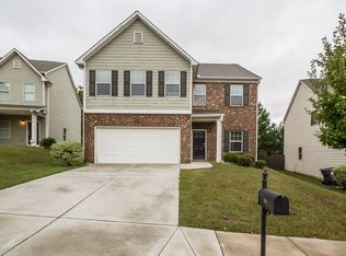 768 Rockingham Dr, Lithia Springs, GA 30122