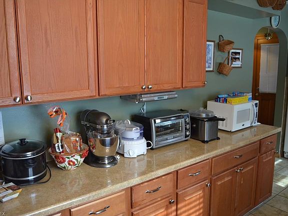 2nd image of 757 Wildwood Dr