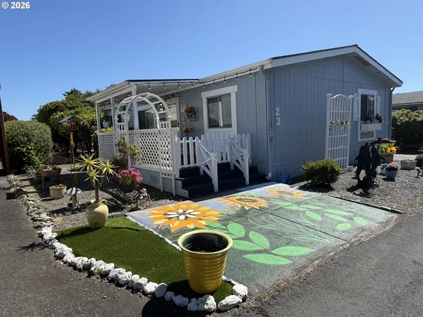 16063 Driftwood Ln Space 23, Brookings, OR 97415