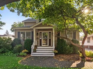 925 N Dunton Ave, Arlington Heights, IL 60004