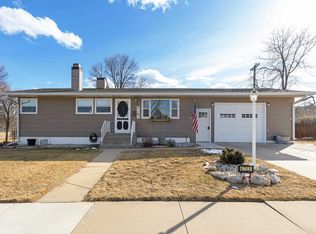 4703 Wentworth Dr, Rapid City, SD 57702