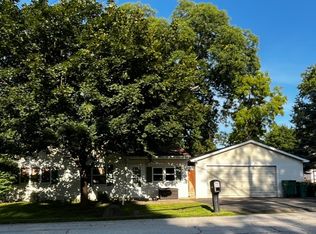 152 S Cash St, Seneca, IL 61360