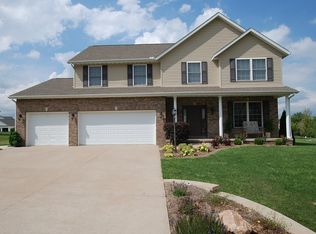 505 Windsor Dr, Metamora, IL 61548