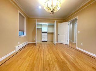 28-15 47th St #5, Astoria, NY 11103