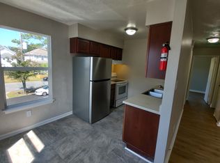9532 4th Bay St APT 3, Norfolk, VA 23518