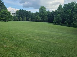 9135 Davison Rd, Oldenburg, IN 47036