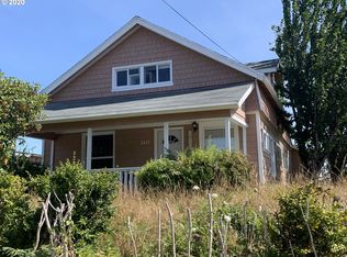 2617 Liberty St, North Bend, OR 97459