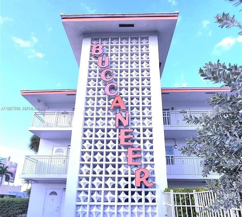1st image of 120 NE 20th Ave APT 27