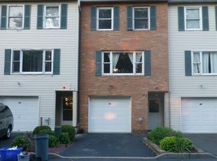 92 Foltim Way, Congers, NY 10920