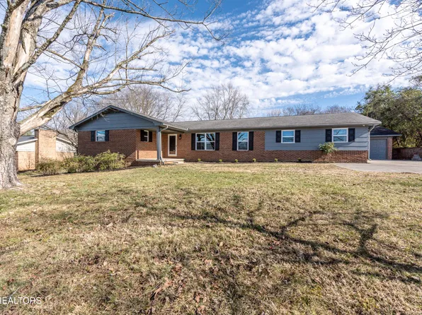 404 Montvale Station Rd, Maryville, TN 37803