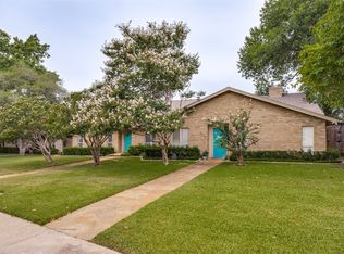 7517 Meadow Oaks Dr, Dallas, TX 75230