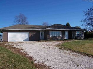 374 N Route 40, Edelstein, IL 61526