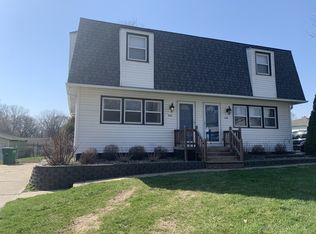 5172 NE 6th Ct, Des Moines, IA 50313