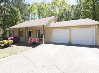 166 Colemans Bluff Dr, Woodstock, GA 30188