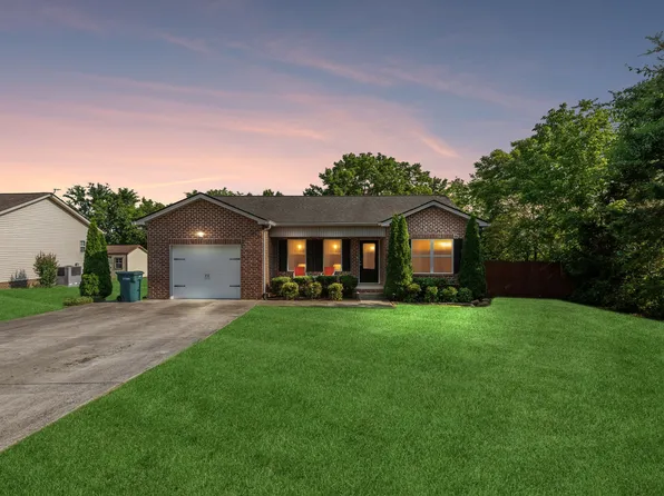 516 Twyla Dr, Lebanon, TN 37087