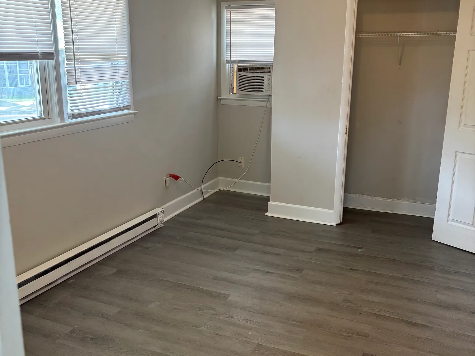 1 bed, 500 sqft, $900 — Photo 1