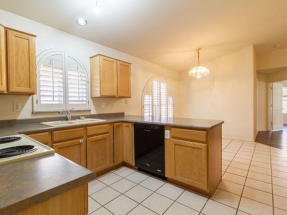 5th image of 9668 W Irma Ln