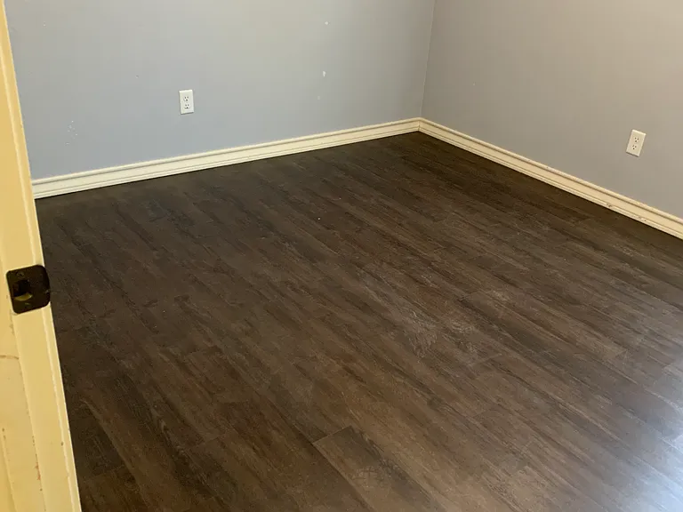 2105 Oak View Dr — Photo 21