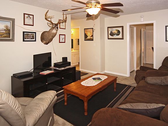 3rd image of 5432 Yucatan Dr