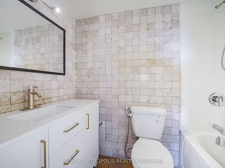 301 Prudential Dr #407 — Photo 25