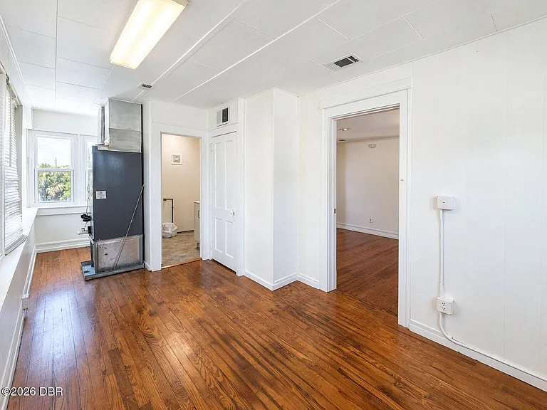 431 N Grandview Ave #C — Photo 3