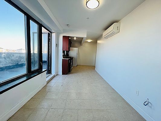 3rd image of 30-63 31st St Penthouse 1