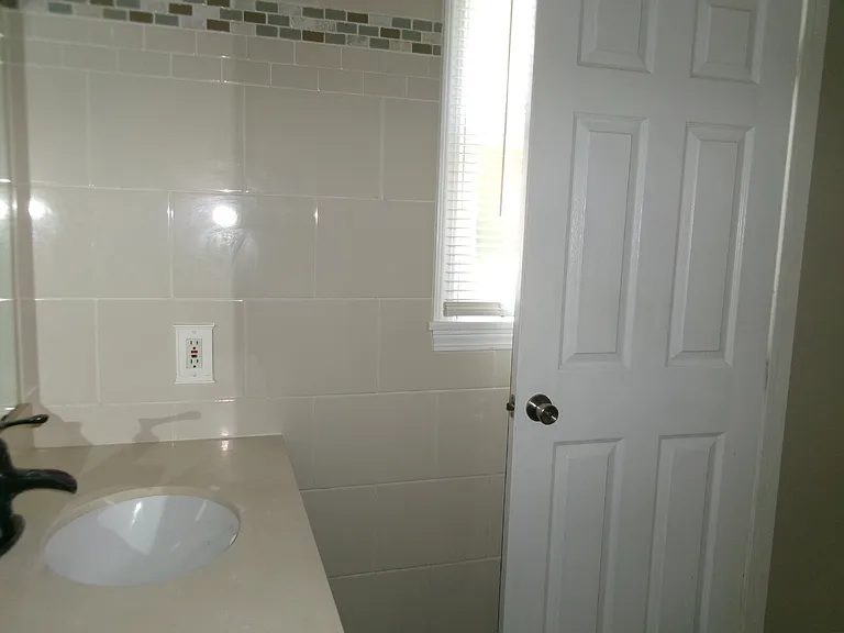 427 Rick Ln — Photo 17