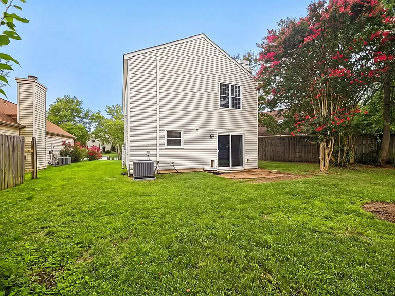 5408 Lord Dunmore Ct — Photo 45